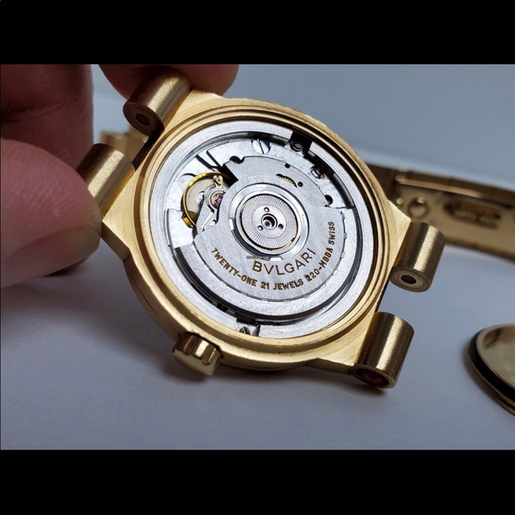 Bvlgari Watch - Picture 16 of 16